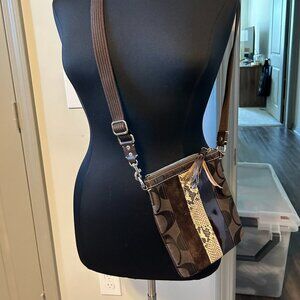 Coach Swing Bag